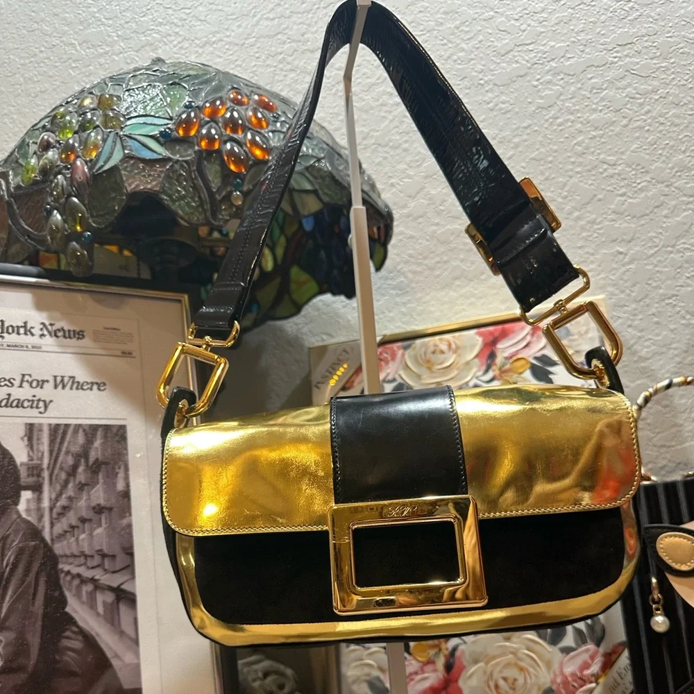 Roger Vivier black suede and gold patent leather handbag - Picture 1 of 9